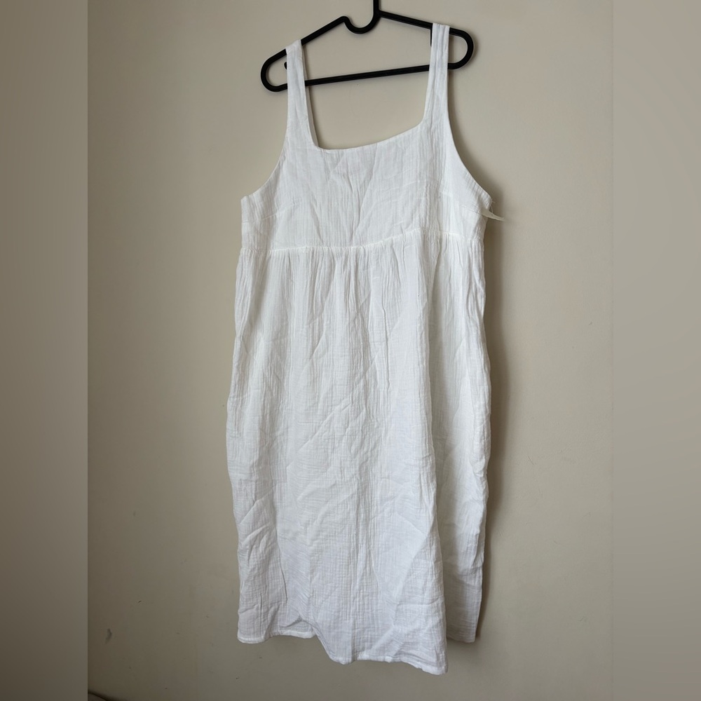 Stars Above White Sleeveless beach coverup with pockets XL